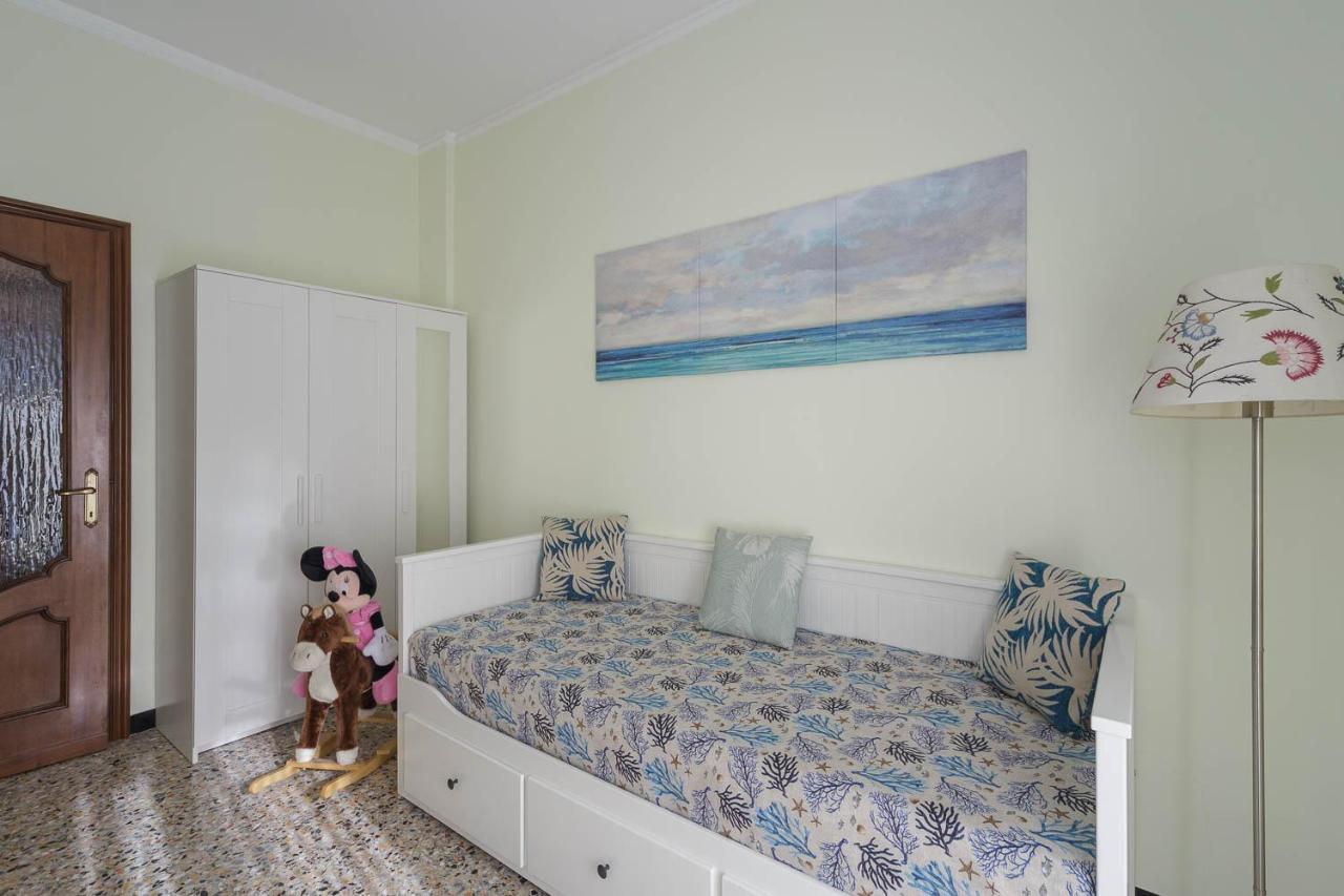 Ferienwohnung Casa Dany, Luminoso Trilocale Con Grande Terrazza E Box Auto Santa Margherita Ligure Exterior foto